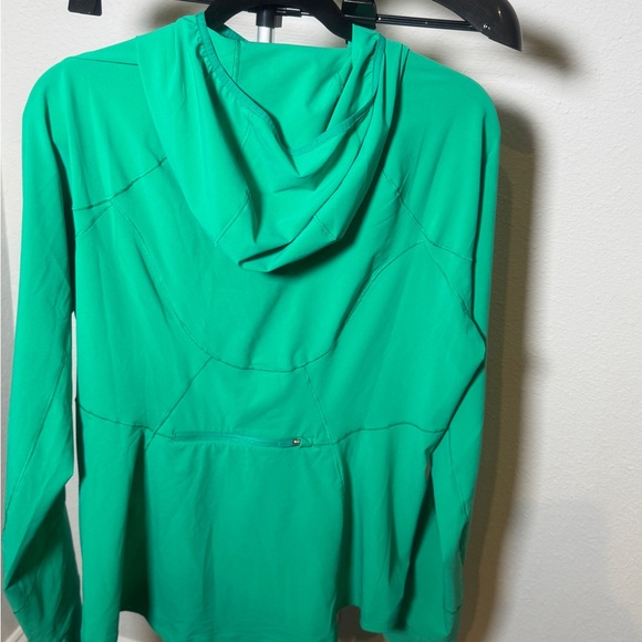 lululemon Mist Over Windbreaker - Picture 6 of 10